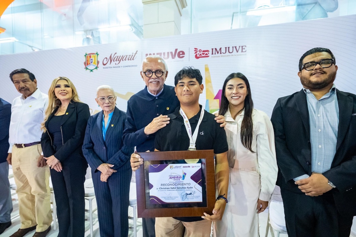 Reconocen talento y liderazgo de la juventud con Premio Estatal 2025 en ...