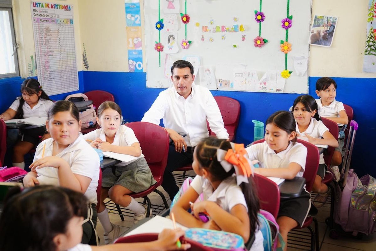 Regresan a clases más de 500 mil estudiantes de educación básica en ...